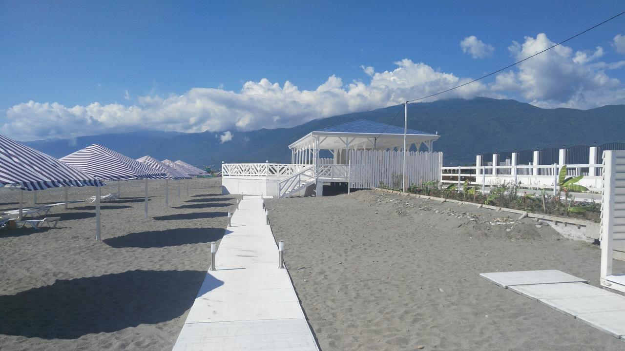Alakhadze Hotel Paradise Beach المظهر الخارجي الصورة